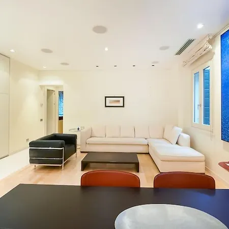 Apartment Ca' Santa Eufemia, Cozy And Classy, Sleep 4