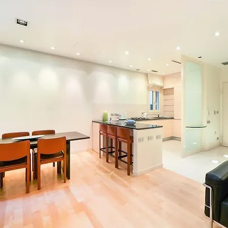 Ca' Santa Eufemia, Cozy And Classy, Sleep 4 Apartment *