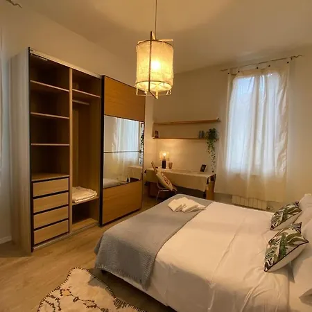 Apartament Casa Oscar: Entire Venice.mestre Station *