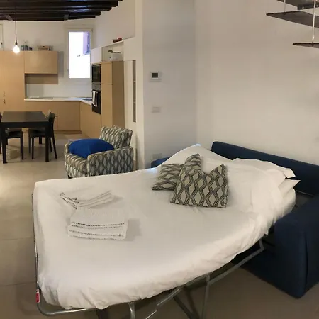 The Of The Ship Builder Apartment *