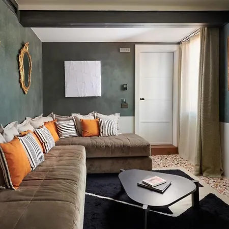 Apartamento Palazzo Dell'albero D'oro *