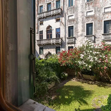 Ca' Mandorla 027042loc09523 Appartamento *