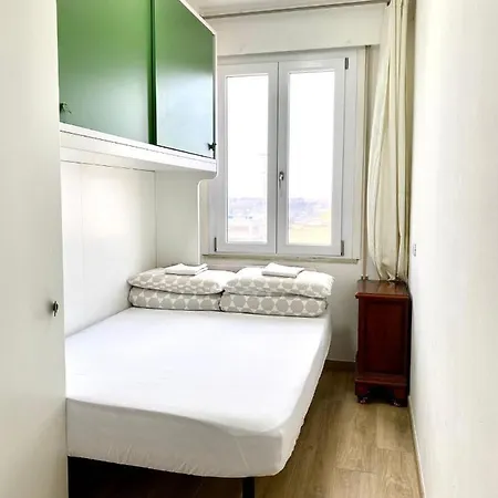 Venice Station House Homestay *