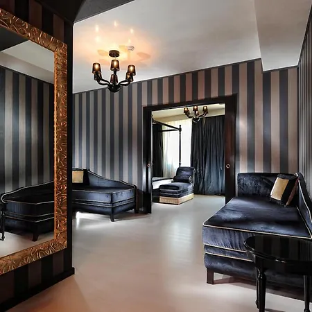 Carnival Palace - Collection Hotel Benátky