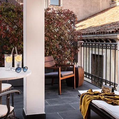 Palazzina Grassi Otel Venedik