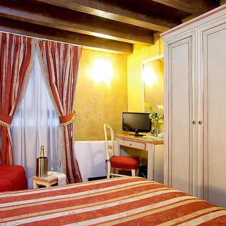 Ca' San Polo Guest house 3*