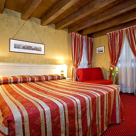 Guest house Ca' San Polo 3*