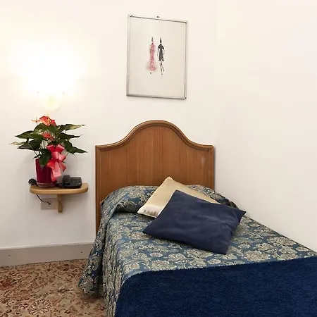 Hotel Fava 2*