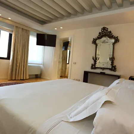 Ca' Nigra Lagoon Hotel 4*