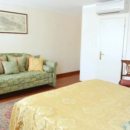 San Zulian Hotel