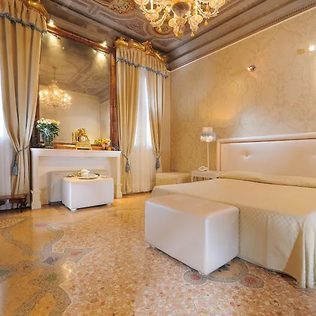 Отель Ai Due Principi 4*