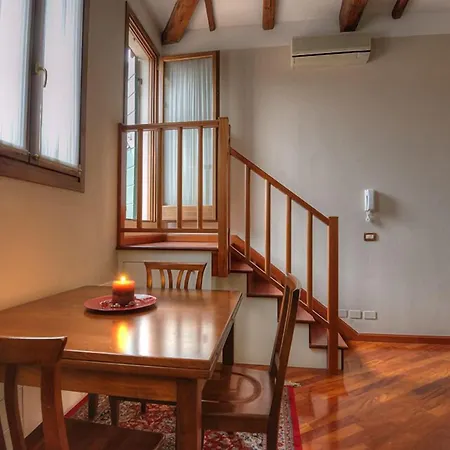 Ca' Dell'arte Apartment