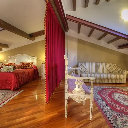 Ca' Dell'arte Apartment *