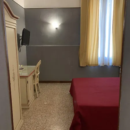Poste Vecie 3*