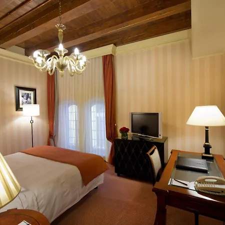 Hilton Molino Stucky Szálloda Velence