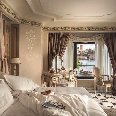 Cipriani, A Belmond Hotel, 5*