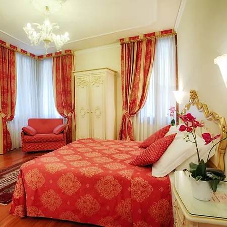 San Luca 3*