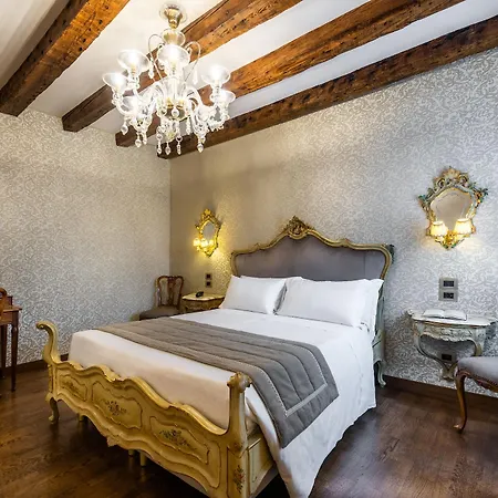 Palazzo San Lorenzo Hotel 4*