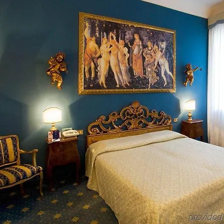 Amadeus 4*