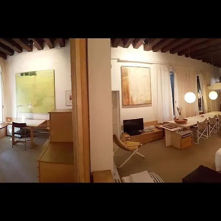 Open Space A Fra Architettura E Pittura, Fra Moderno E Antico Venedig