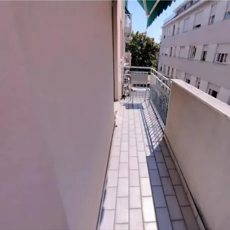 Linda's Apparment