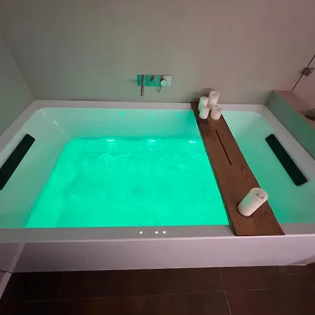Luxury - Private Jacuzzi And Design Apartment Venice