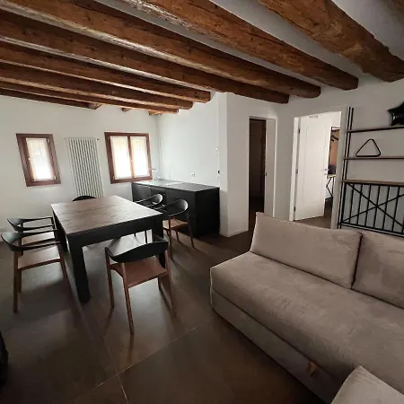 Luxury - Private Jacuzzi And Design Apartment *