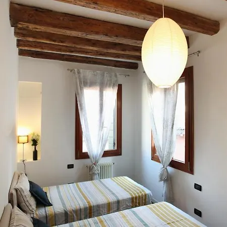 Apartment Domus Biennale, Modern In Centre. *