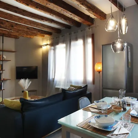 Domus Biennale, Modern In Centre. Apartment *