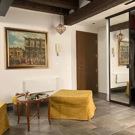 Ca'zanon Apartment *