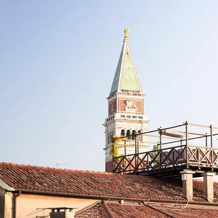 Apartament Fenix Tosca