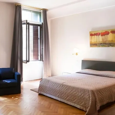 Palazzo Alvera Grand Canal Apartment
