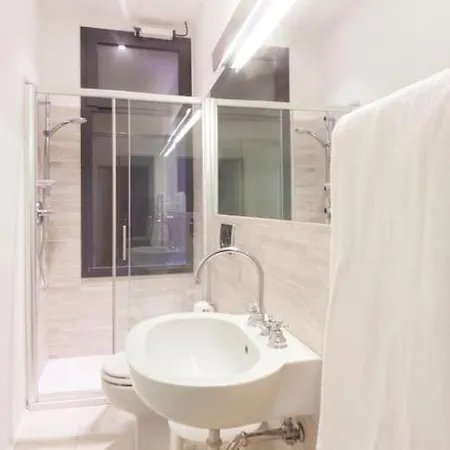 Palazzo Alvera Grand Canal Apartment