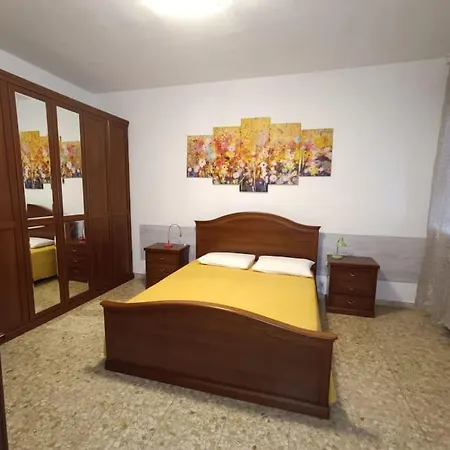 Mia Casa Tua Casa Apartment