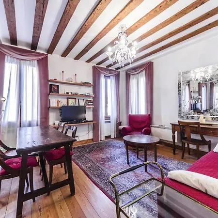 Biennale Apartment *