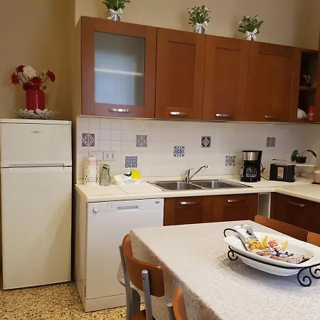 Domus Dea Apartment *