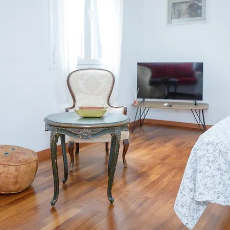 Appartamento Gozzi House - Comoda Casa - Free Parking - Easy To Venice!