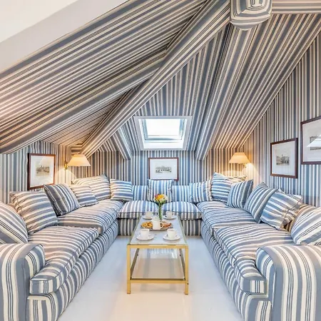 Apartment La Casa Di Hubert De Givenchy - Dimora Italia
