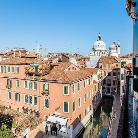 La Casa Di Hubert De Givenchy - Dimora Italia Apartment Venice