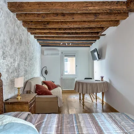 Tre Elementi, Close The Grand Canal *