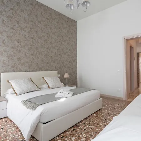 Apartment Accademia Charm By Wonderful Italy *