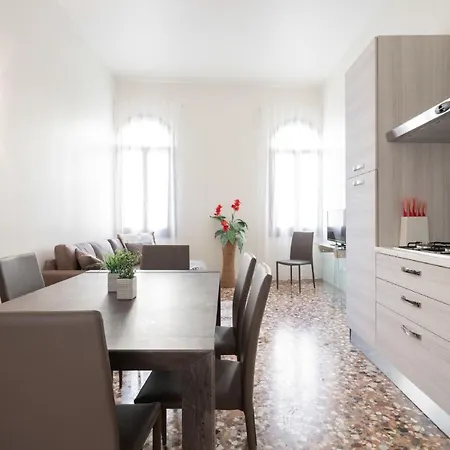 Accademia Charm By Wonderful Italy Apartment