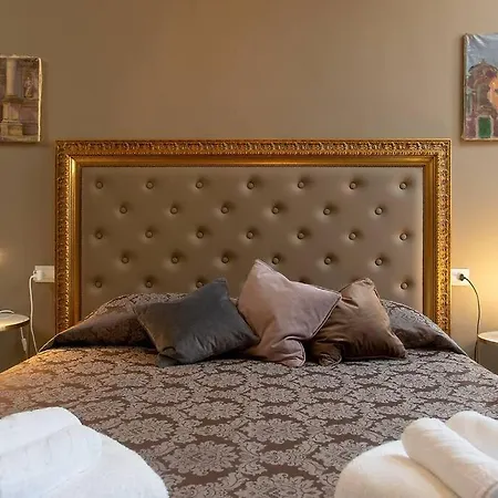 San Marco Elegant Apartment Venice