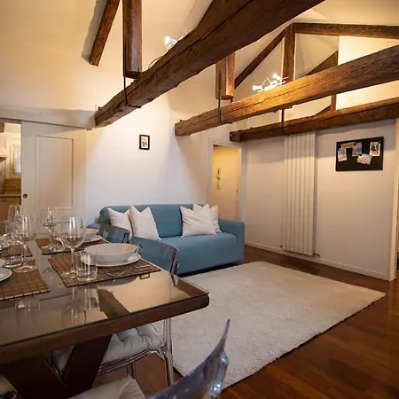 Ca' Regina Apartment