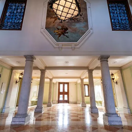 Ca' De Le Colonne - Luxury Grand Canal View Apartment *