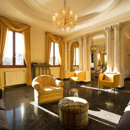 Ca' De Le Colonne - Luxury Grand Canal View Apartment