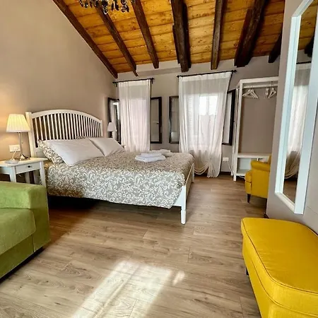 Apartment Incantevole Casetta Veneziana