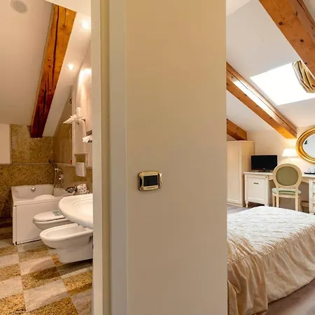 Panorama Hotel 4*
