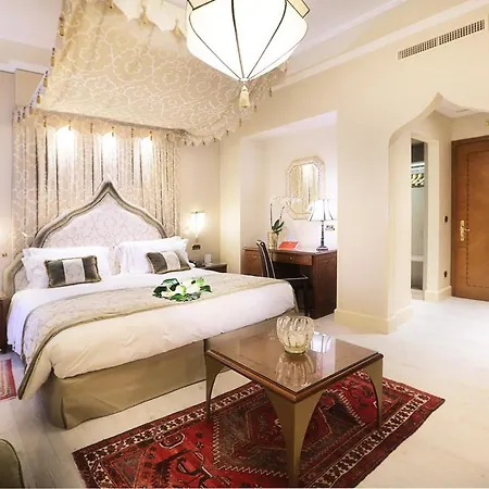 Ai Mori D'oriente Hotel