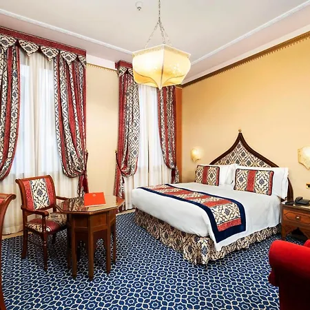 Ai Mori D'oriente Hotel 4*